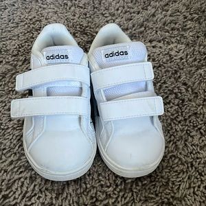 Adidas baby size 6 sneakers